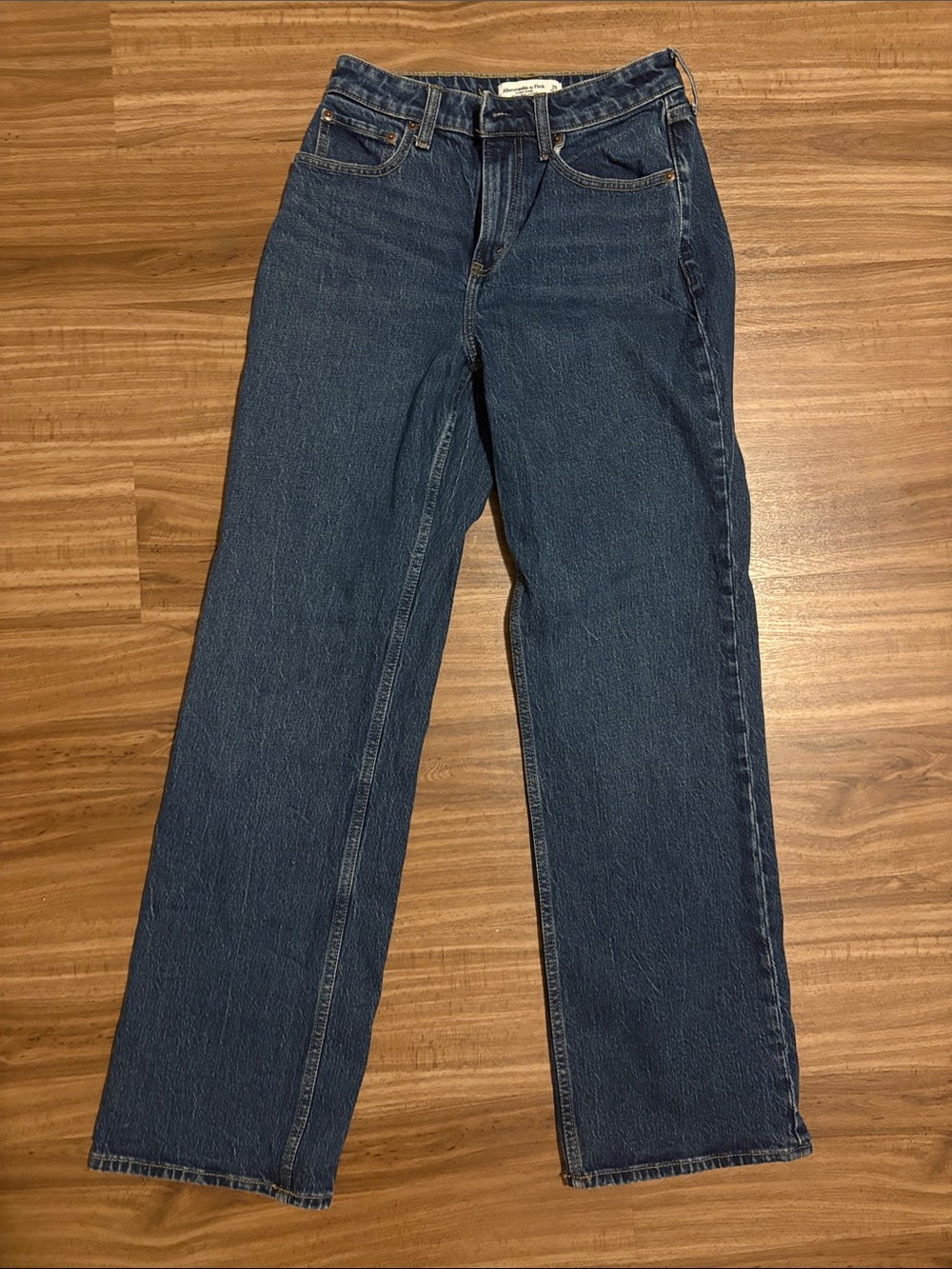 Abercrombie high rise 90’s relaxed curve love jeans 25 regular